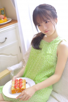 美女爽到尿喷出来视频